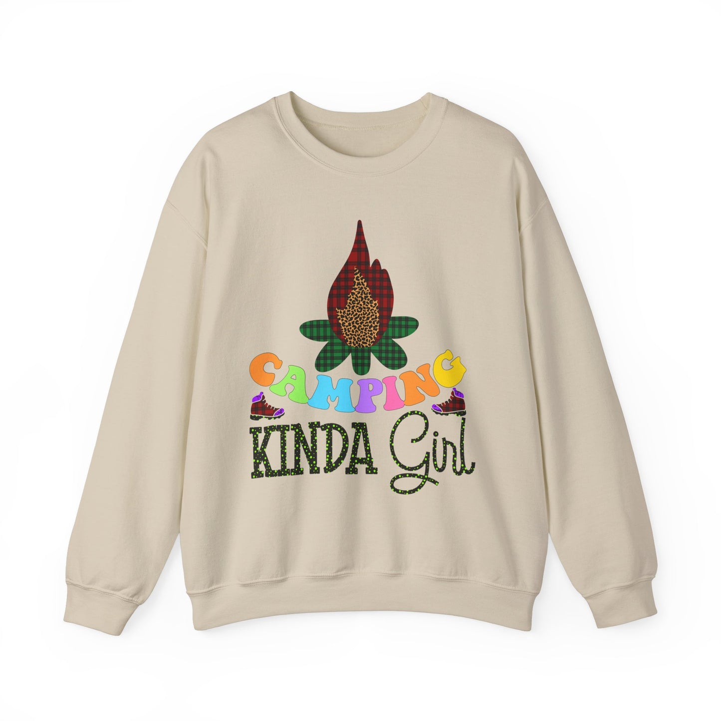 Camping Kinda Girl - Heavy Blend™ Crewneck Sweatshirt